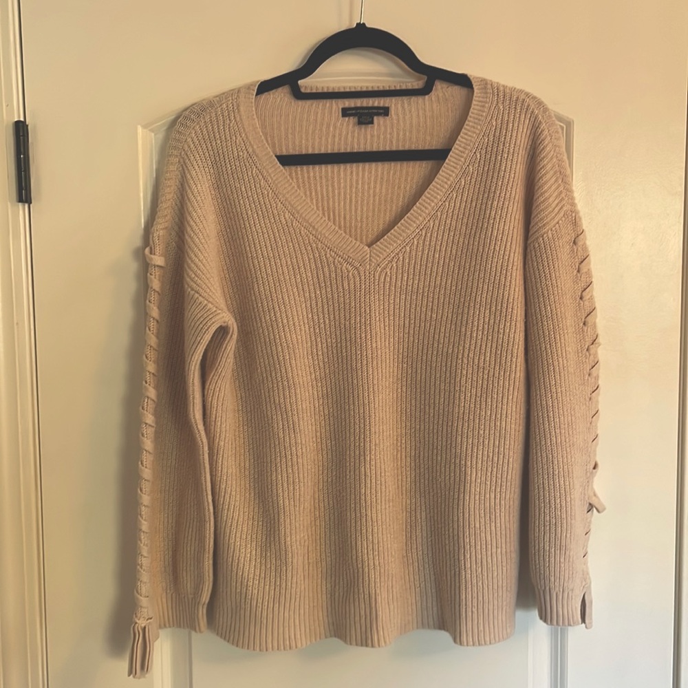 American Eagle Cream Sweater